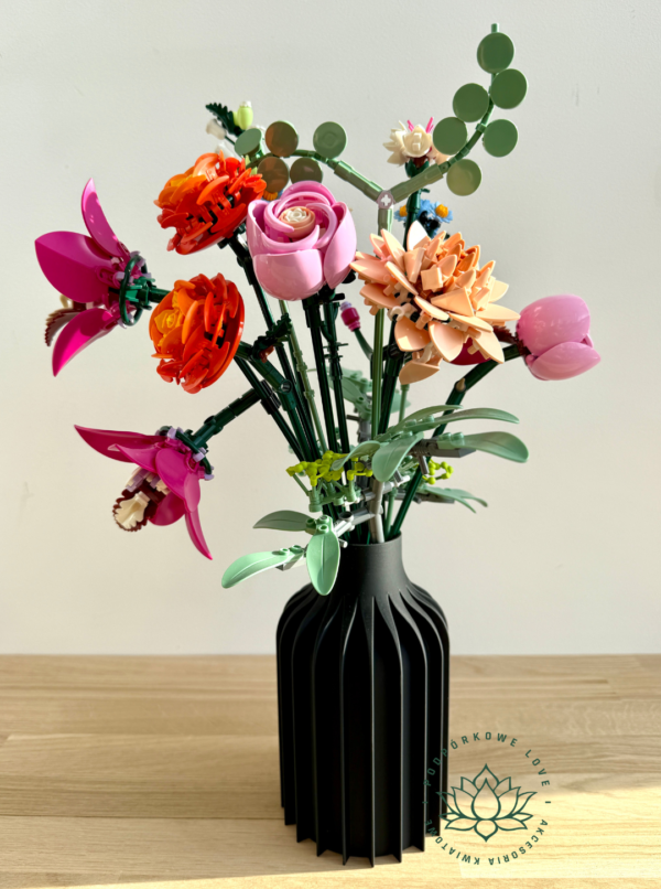 KINSU Vase - Image 5